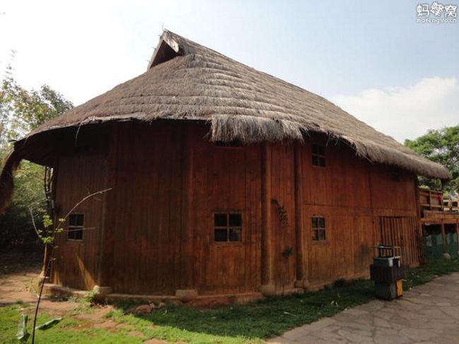 人文自驾国足主帅高洪波、前米卢都青睐的昆明海埂基地周边景观