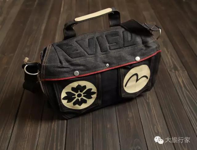 想在旅行中穿的比景色更撩人，何必东走（fei）西逛（qian