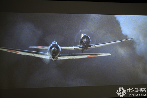 看欧洲杯的球迷,看爽