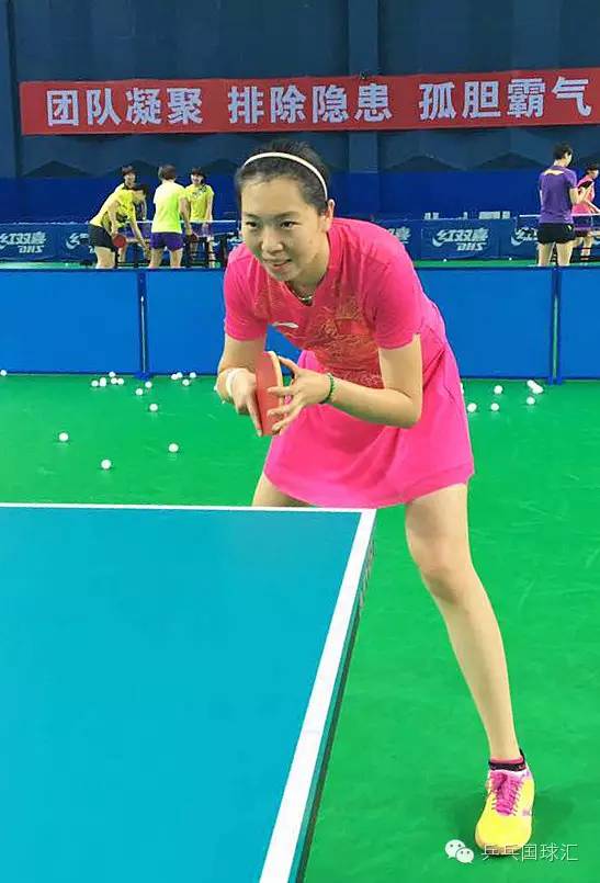 2016年国乒队服,16年里约奥运会国乒三剑客