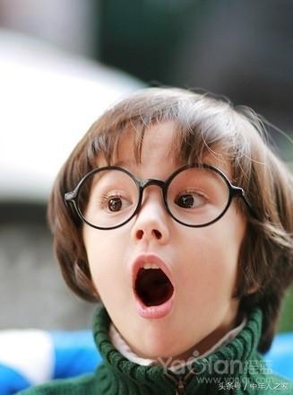 是什么原因，让我的孩子成了“四眼崽”