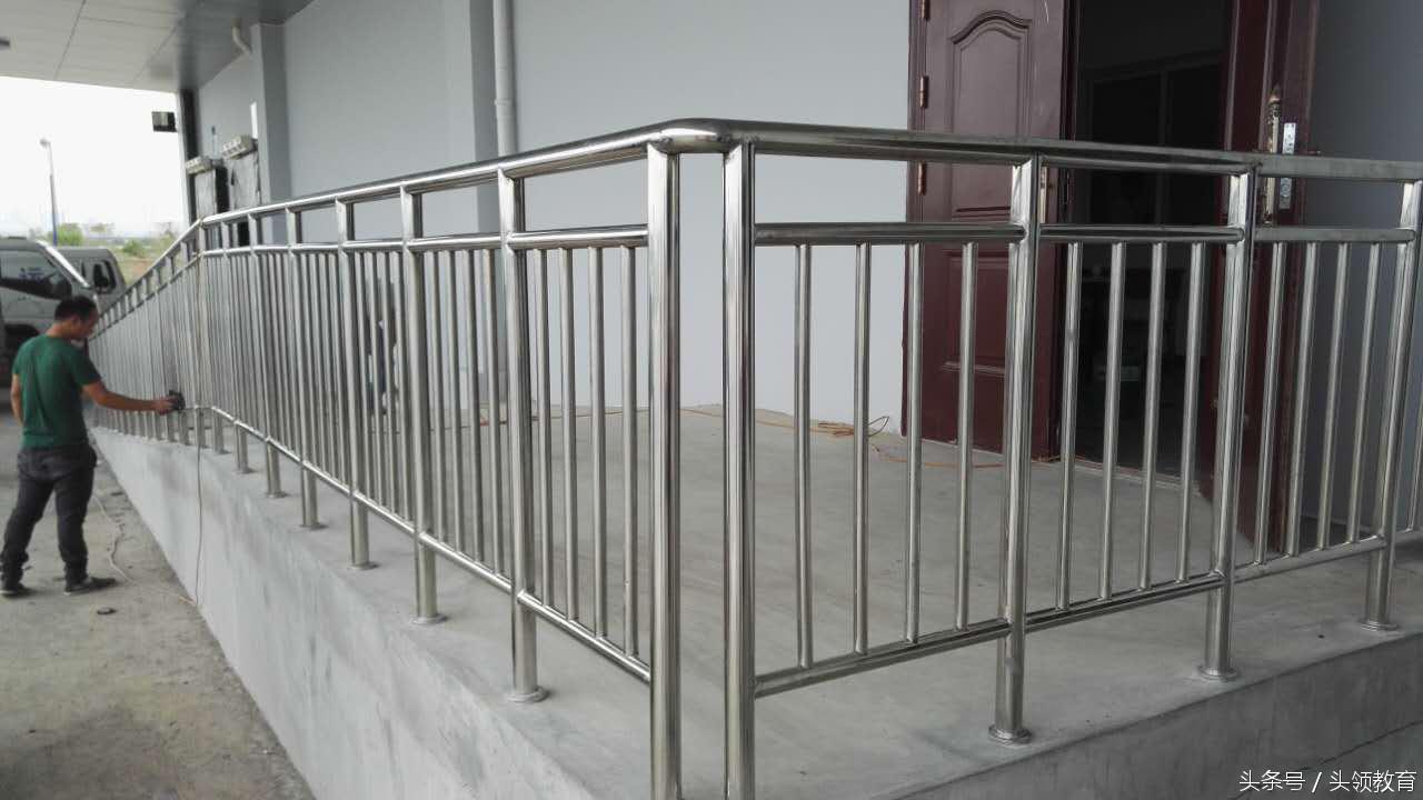 不锈钢扶手栏杆施工方案,不锈钢栏杆施工方案范本