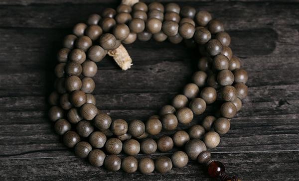 十大文玩手串排行榜 (十大平民文玩手串)