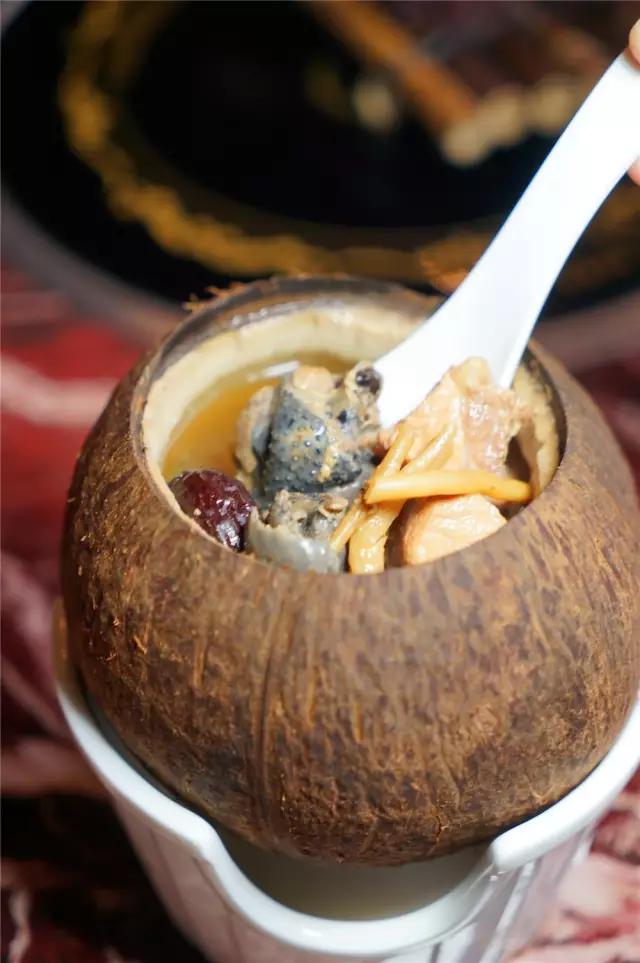 吃个饭感觉去了新加坡，在佛山我只服星州大椰！