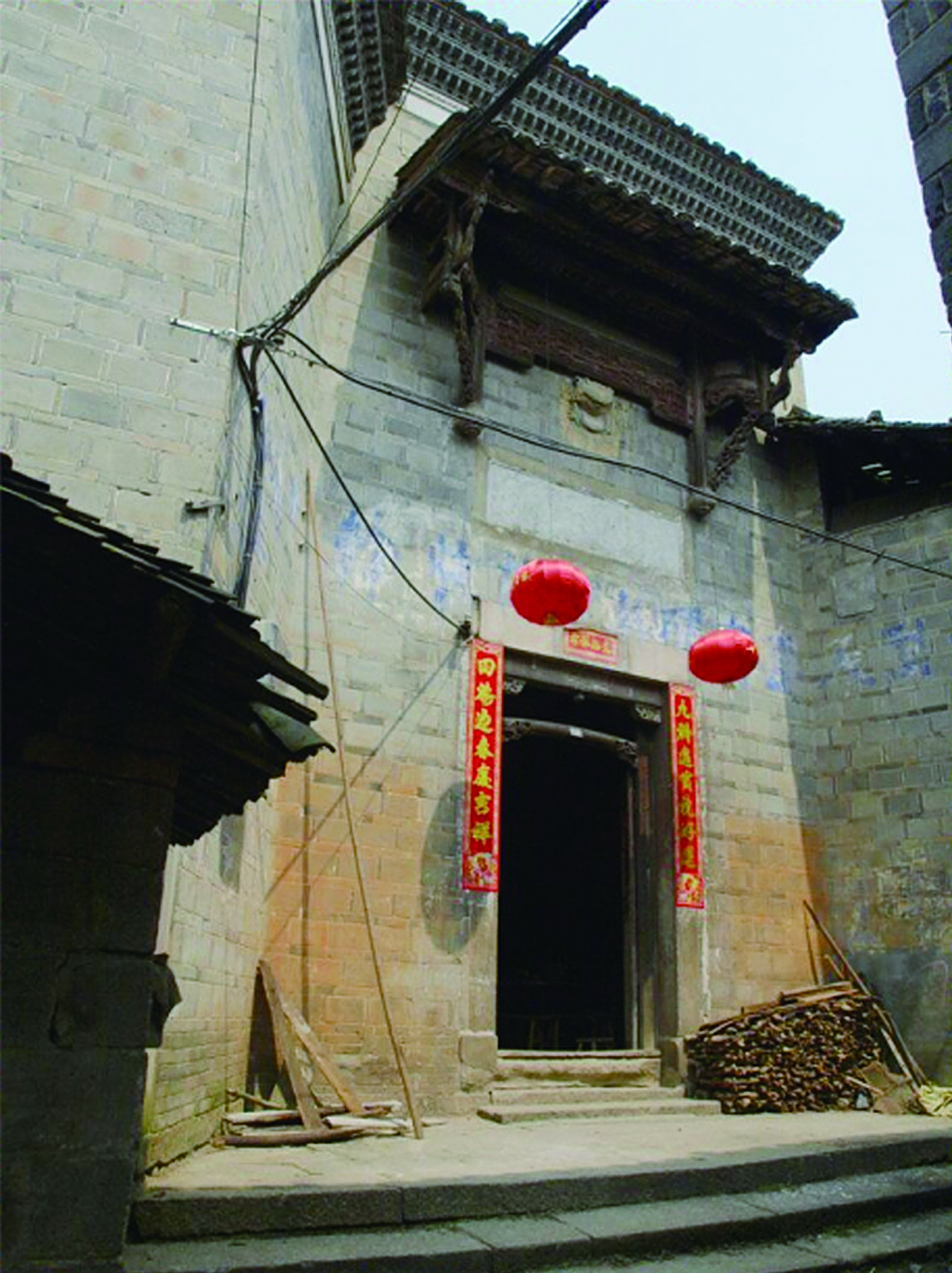 宜黄清代“朝议第”特殊材料铺地散发香气