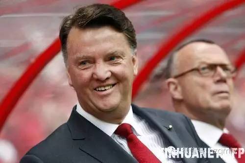 欧洲杯冰岛挺进半决赛时间,这次欧洲杯哪个国家能拿冠军