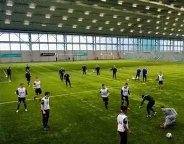 欧洲杯冰岛挺进半决赛时间,这次欧洲杯哪个国家能拿冠军