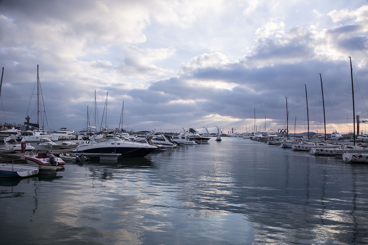 阴雨天青岛适合去的地方,阴雨天青岛旅游攻略三天两夜