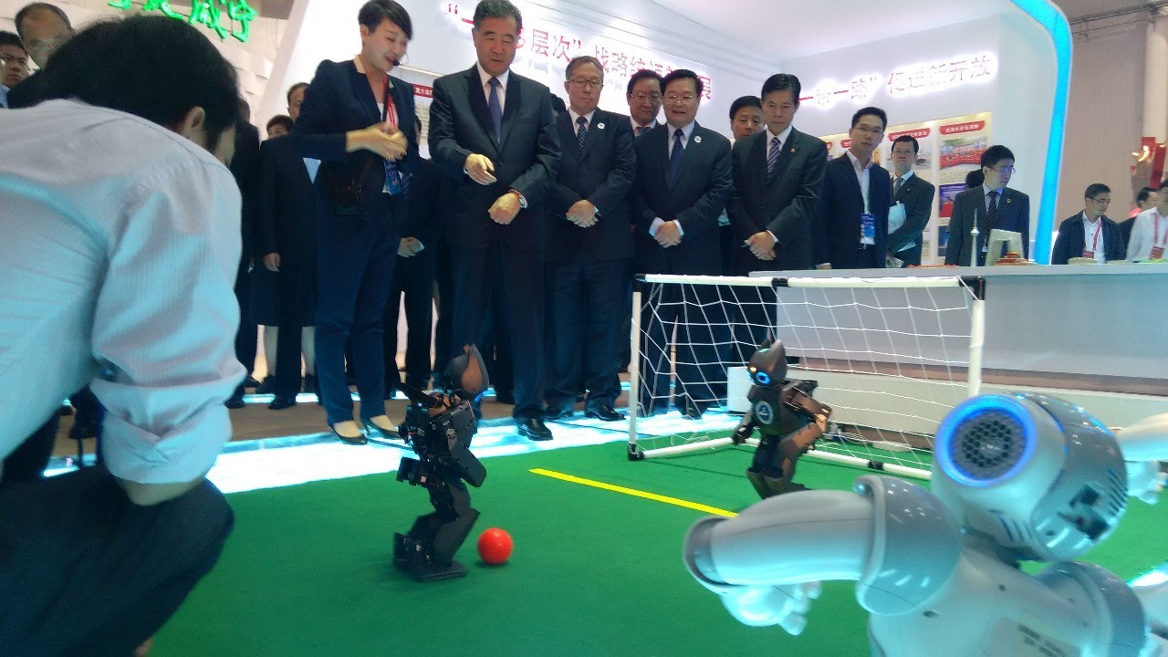 武工大计算机科学与工程学院,走进工大放飞梦想