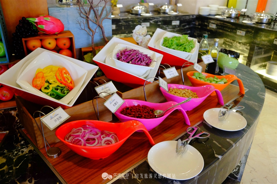 碧桂园十里金滩酒店海边上的五星酒店