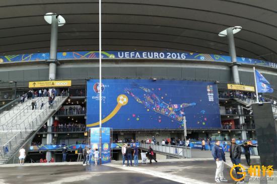 世界冠军对决！nubiaZ11实拍法兰西球场