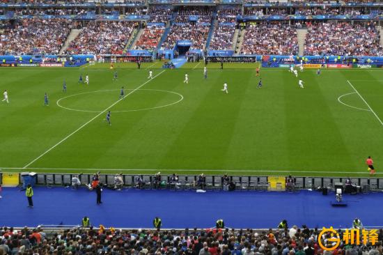 世界冠军对决！nubiaZ11实拍法兰西球场