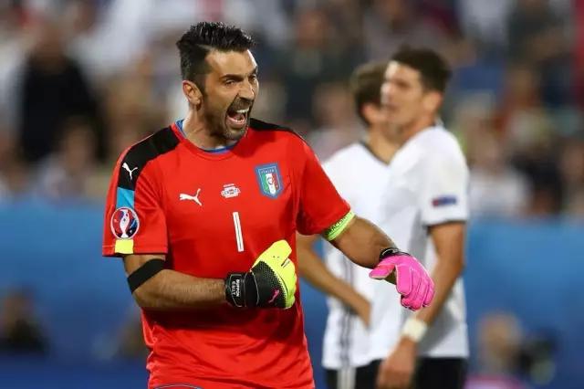 布冯欧洲杯表现,欧洲杯意大利门将怎么没有布冯