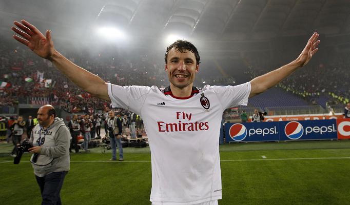 曾效力巴萨拜仁AC拿遍冠军和中超谈妥后疑加价遭拒无奈退役