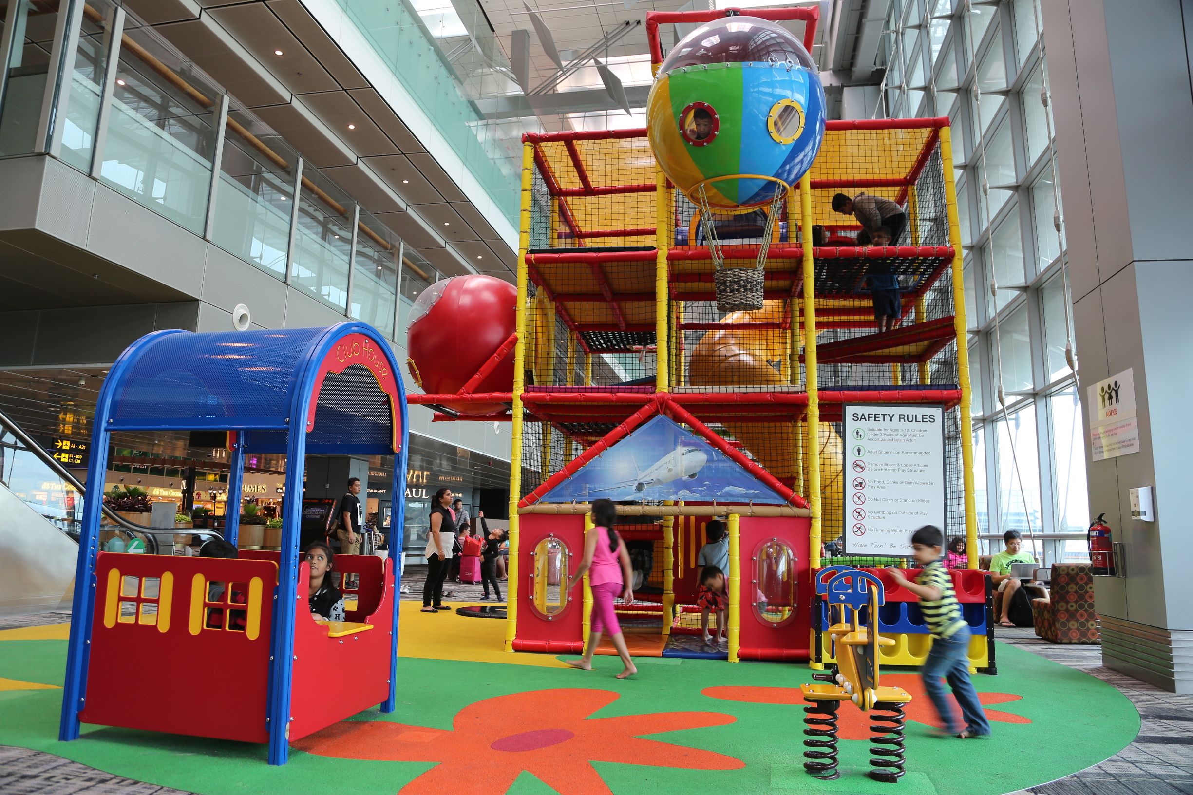 新加坡机场升级攻略超难,新加坡最牛机场