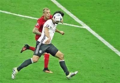 悲喜穿肠过，人生是个球|欧洲杯结束了