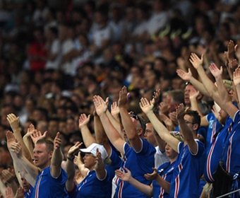 重现冰岛维京战吼,冰岛战胜英格兰维京战吼