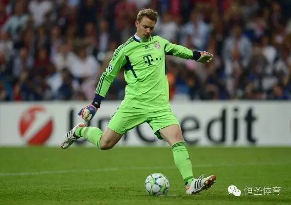 偷学麦迪招式,曼联时期c罗花式动作