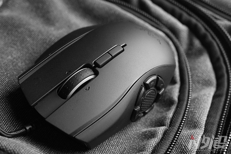 雷蛇那伽梵蛇鼠标拆解视频,RAZER那伽梵蛇