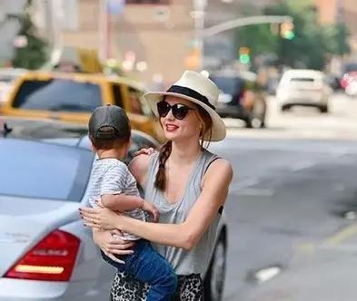 陈晓陈妍希最近的照,陈晓陈妍希最近状态