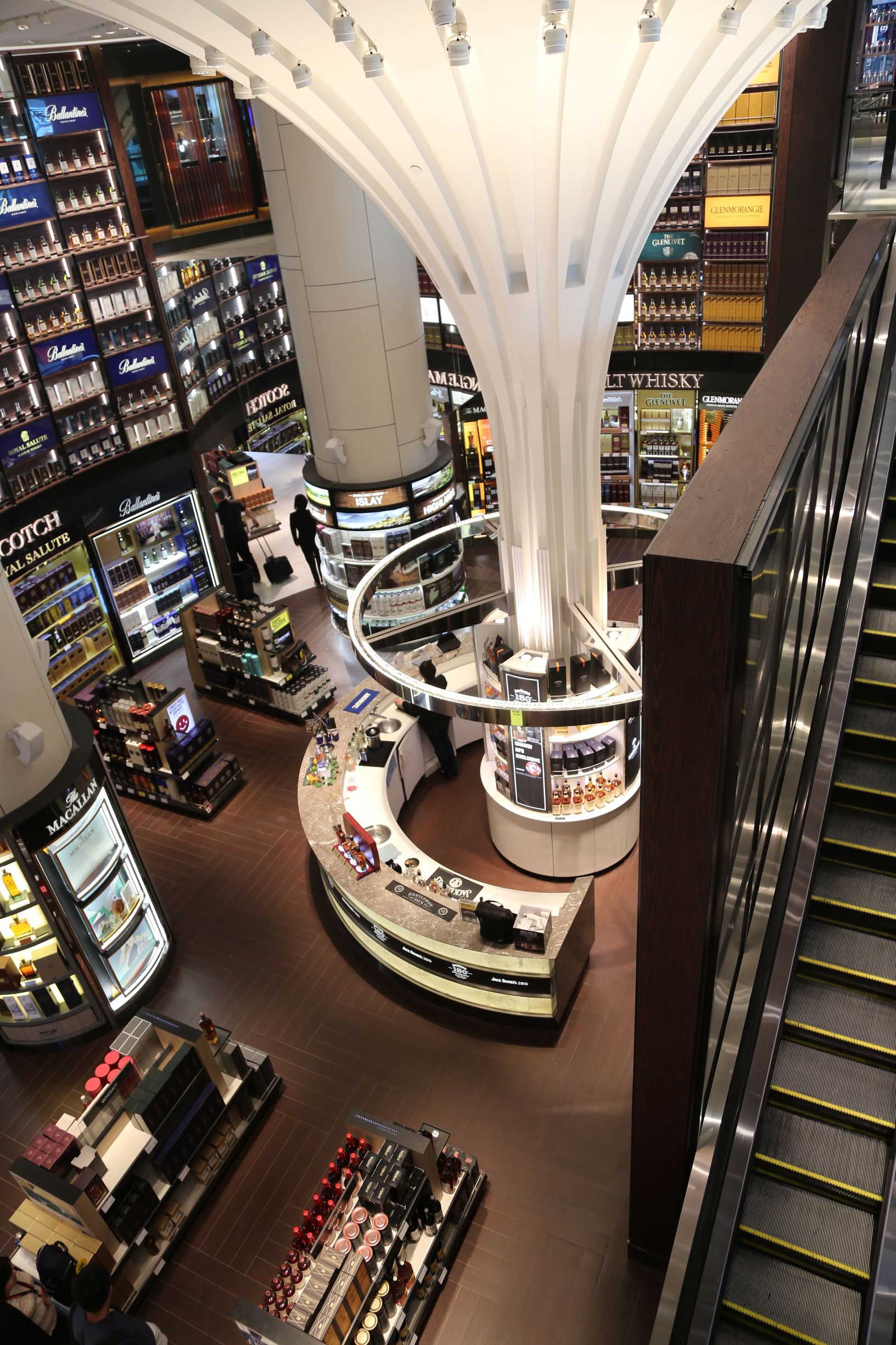 新加坡机场升级攻略超难,新加坡最牛机场