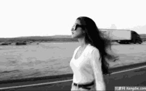 快拿下这只温柔野兽，TA能帮你挡脸藏肉！