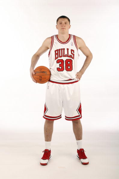 nba各球衣号码代表人物,nba球衣号码0到99一览表