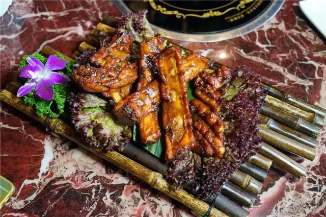 吃个饭感觉去了新加坡，在佛山我只服星州大椰！