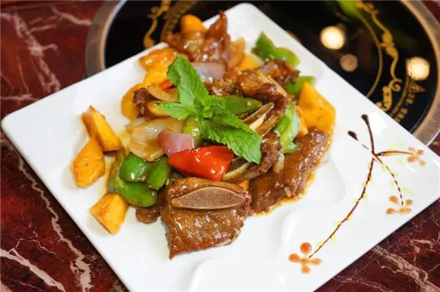 吃个饭感觉去了新加坡，在佛山我只服星州大椰！