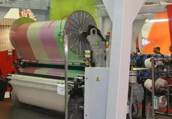 一台纺线机器能用多少钱,一台纺织机的价格