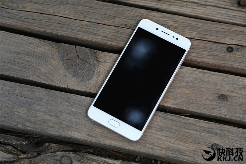 vivox7手机真实评测,vivox70pro深度评测