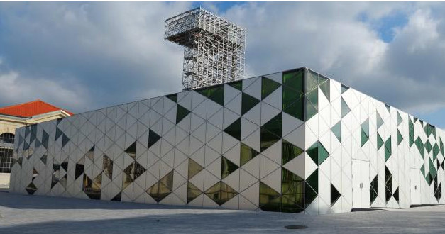 欧洲杯举办的球场,欧洲杯揭幕赛球场