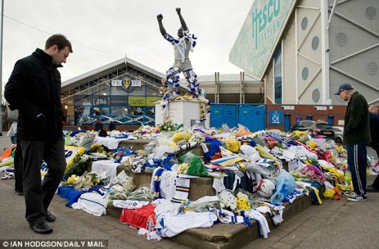 威尔士的告捷离不开他：自杀身亡的主帅斯皮德