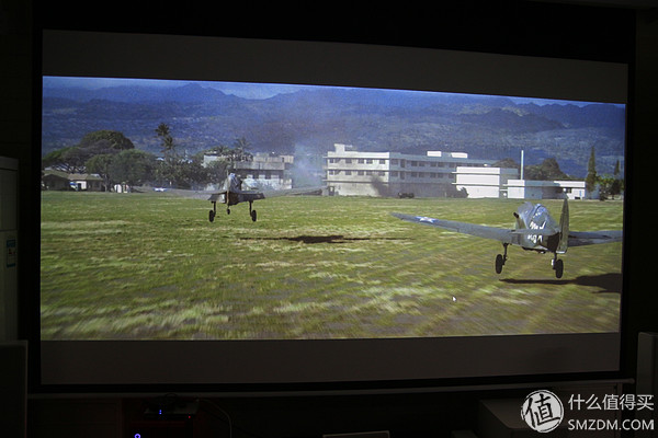 看欧洲杯的球迷,看爽