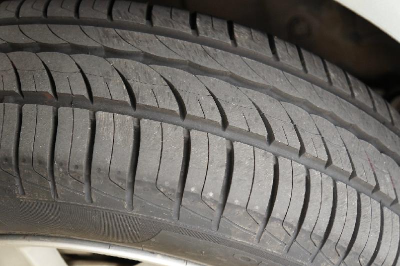 倍耐力新p1轮胎测评视频,倍耐力p1轮胎优缺点