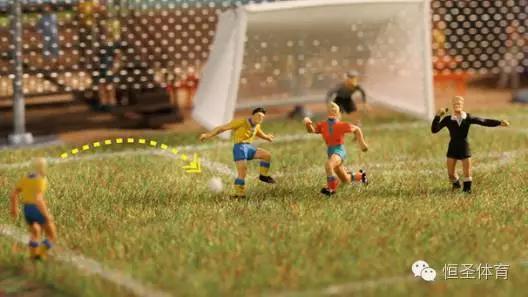 扔界外球怎么才能扔得更远,扔界外球直接进可以吗