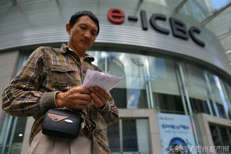 大眼睛姑娘哭,大眼睛女孩伤感眼神