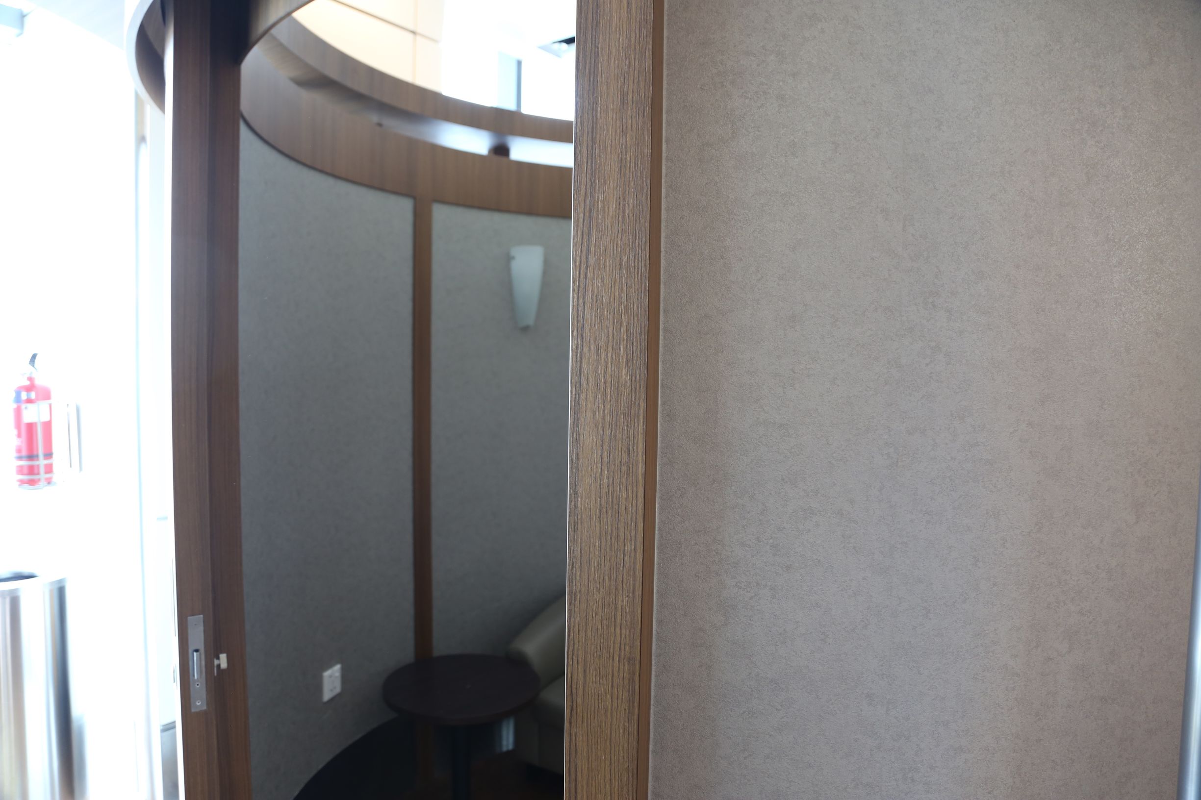 新加坡机场升级攻略超难,新加坡最牛机场