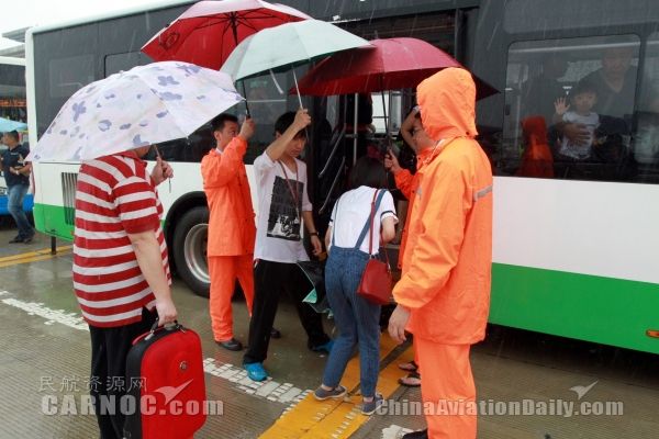 冬天的航站楼暖和不,航站楼内冬夏季温度