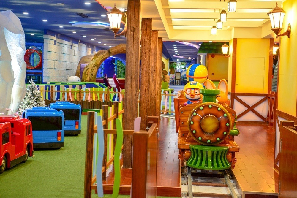 一堆新兴品牌抓住80、90后的心，富力的这个mall实力爆棚