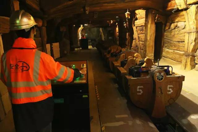 7月份上海迪士尼乐园攻略,上海迪士尼乐园半日票游玩攻略