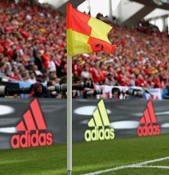 打破欧洲统治世界杯,世界杯阿迪达斯踢赢耐克球队