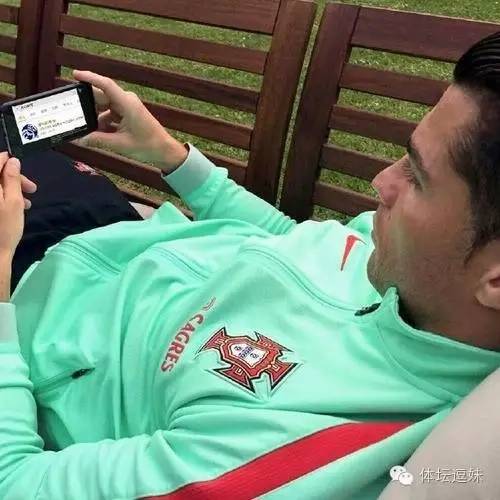 吉鲁c罗,吉鲁与c罗配合的视频