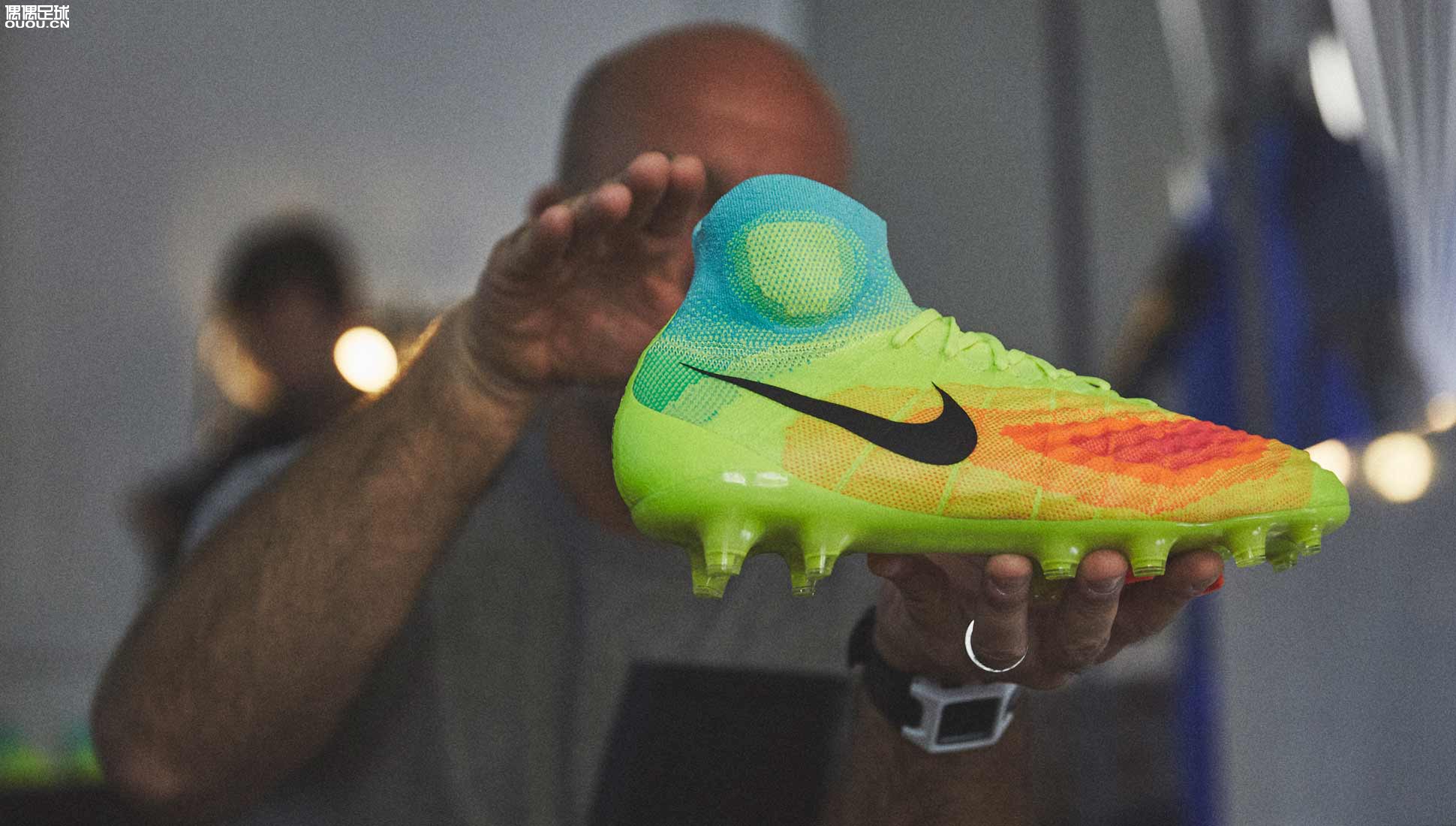 NikeMagista流芳百世--专访马克思·布劳