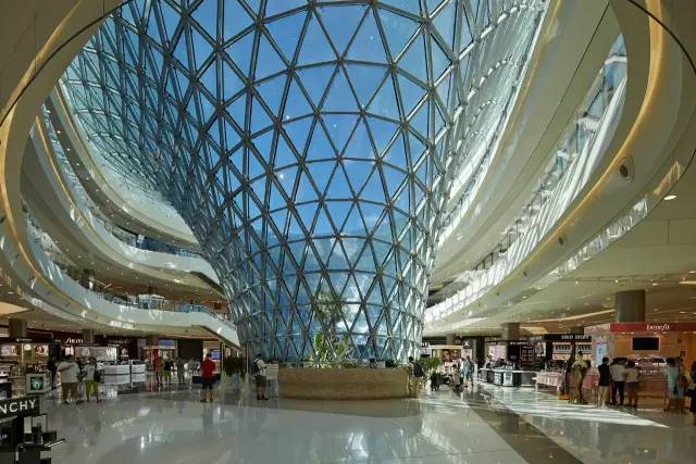 全球销售额最高的十大购物中心,全球最大免税购物中心