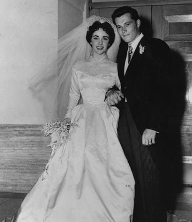 十大最美婚纱摄影作品,全球十大豪华婚纱