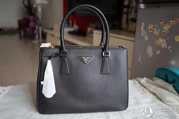 拎PRADA的小恶魔 — 三亚免税店购入 PRADA 普拉达