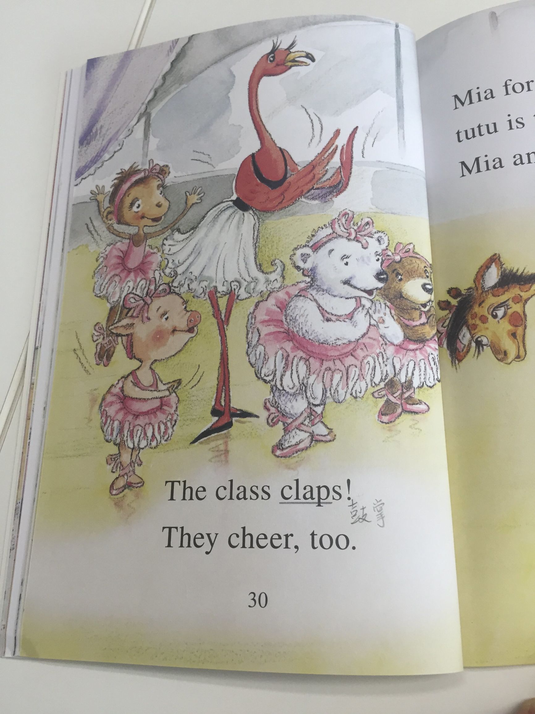 跟小猫Mia绘本学跳舞相关的英文，服装、舞蹈动作应有尽有