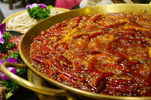 重庆类似磁器口的地方还有哪些,比台湾还远的城市