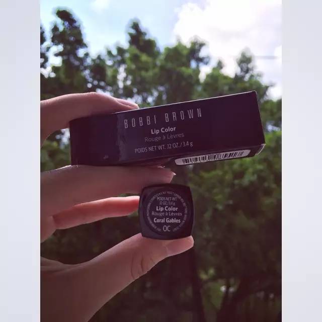 10支职场安全色：不是每家公司都能hold住新人的烈焰红唇